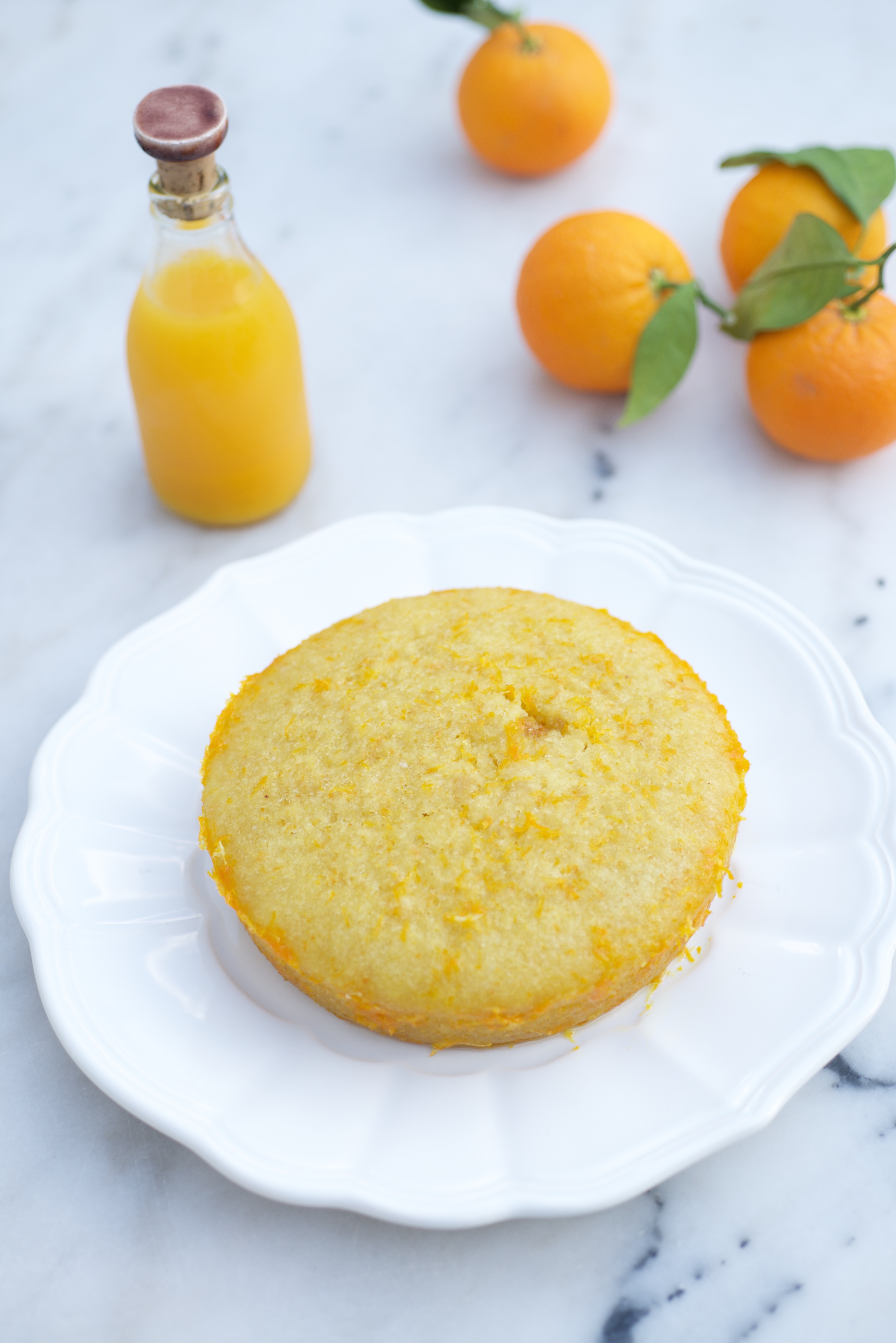 photographie culinaire d'un gâteau à l'orange