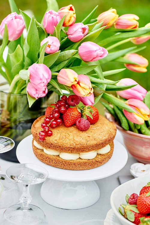 photo de sponge cake aux fraises