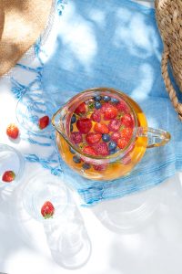 recette photo et stylisme culinaire d'une sangria sans alcool