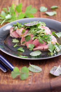 photographie culinaire de tagliatta d'agneau